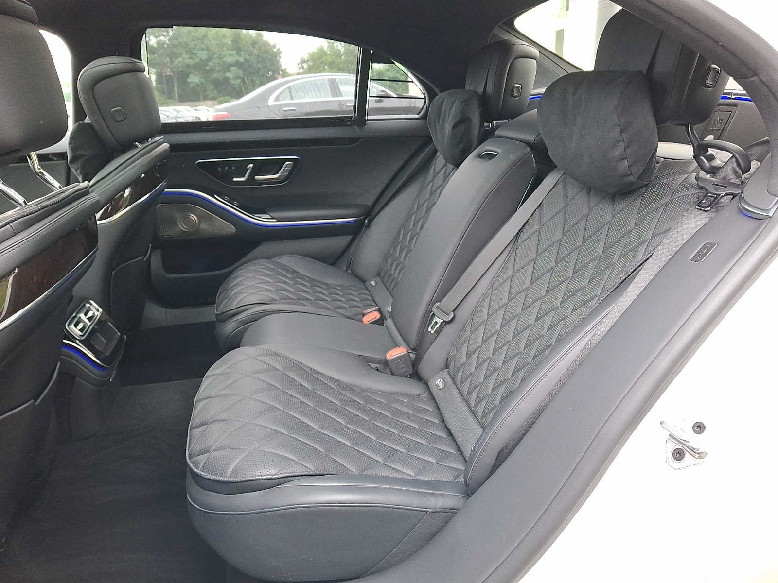 Certified 2022 Mercedes-Benz S 500 4MATIC image 8