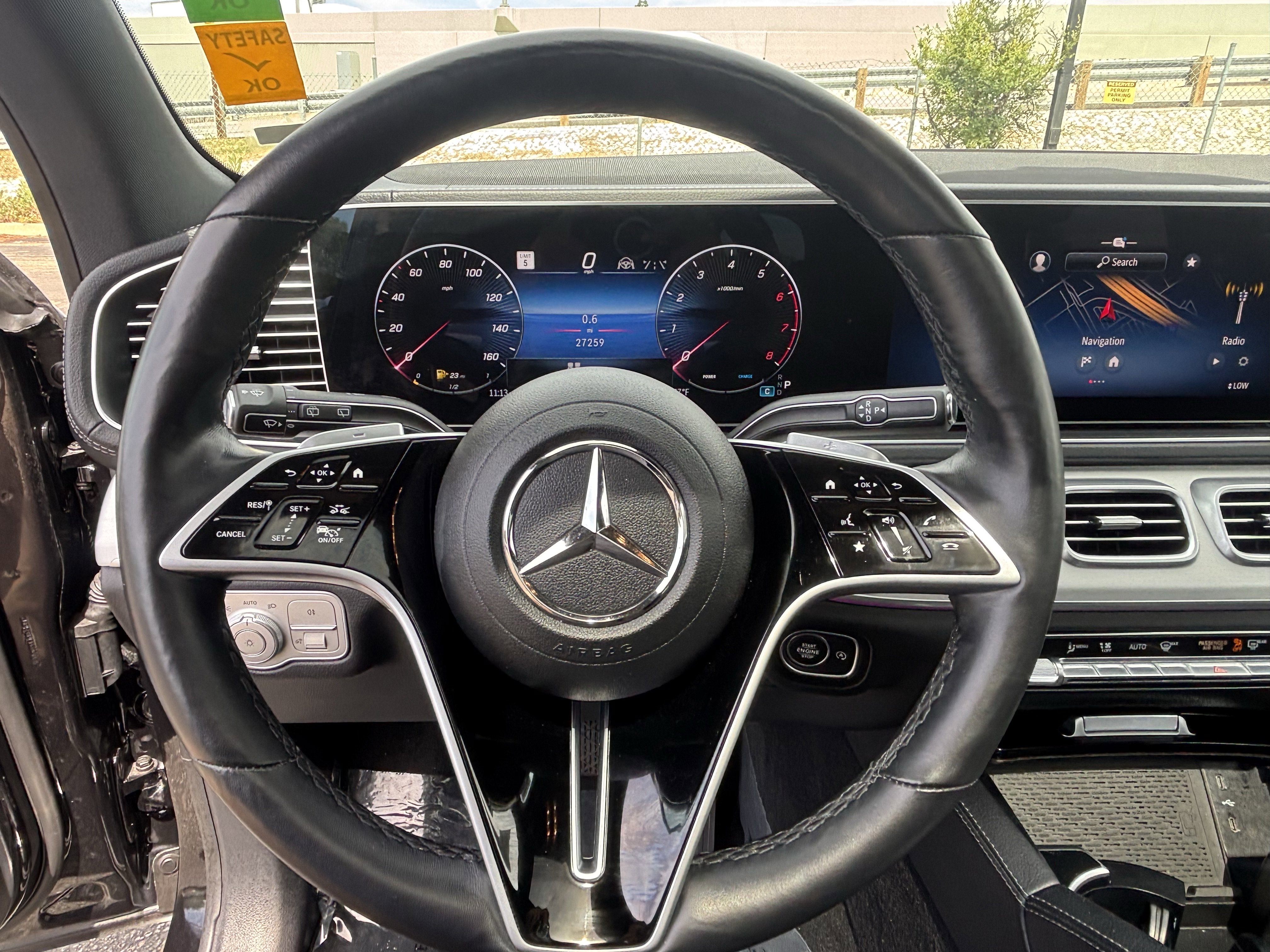Used 2025 Mercedes-Benz GLS 450 4MATIC image 29