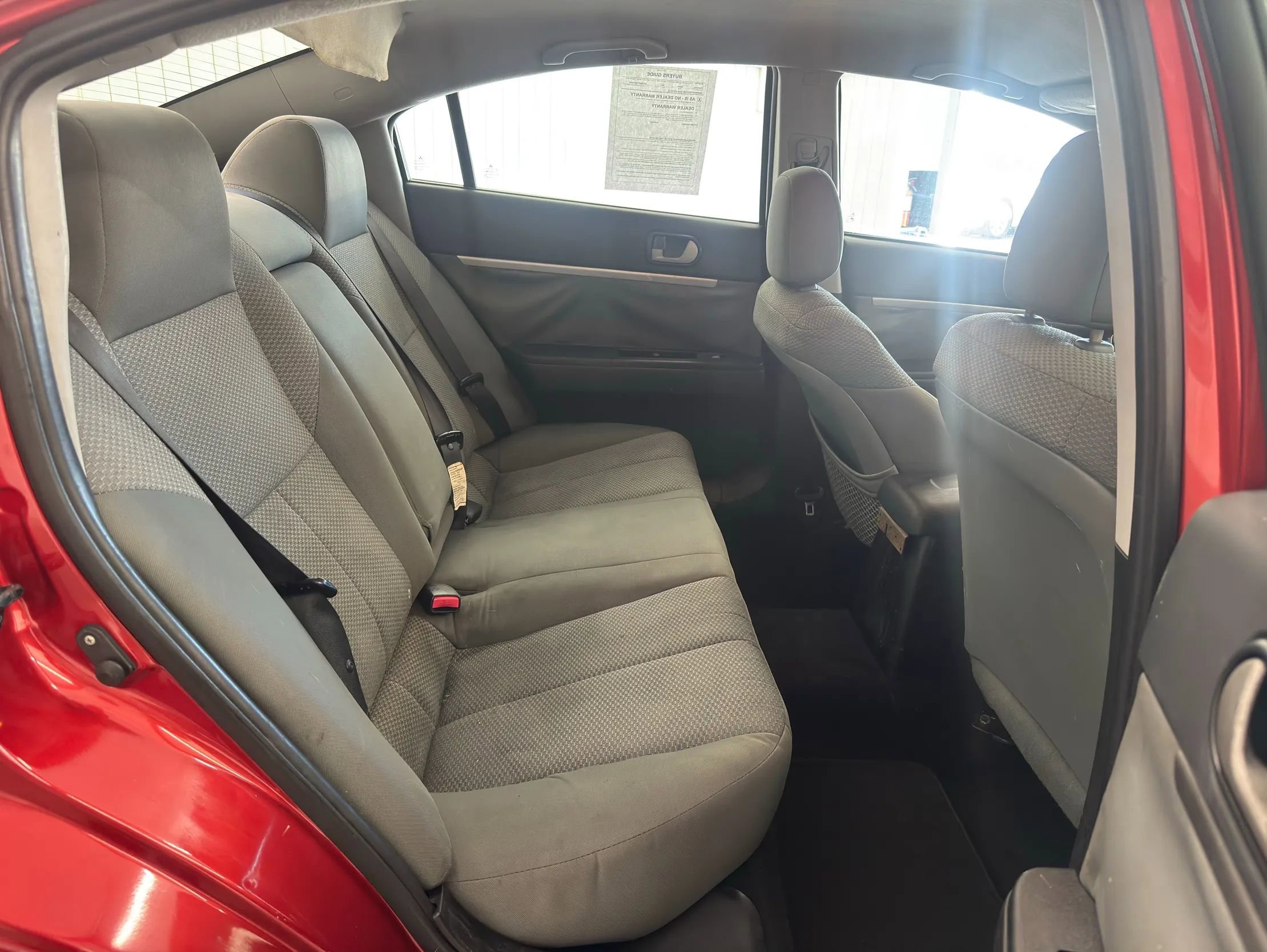 Used 2011 Mitsubishi Galant FE image 11