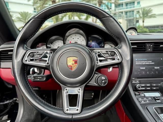 Used 2018 Porsche 911 Carrera 4 GTS image 18