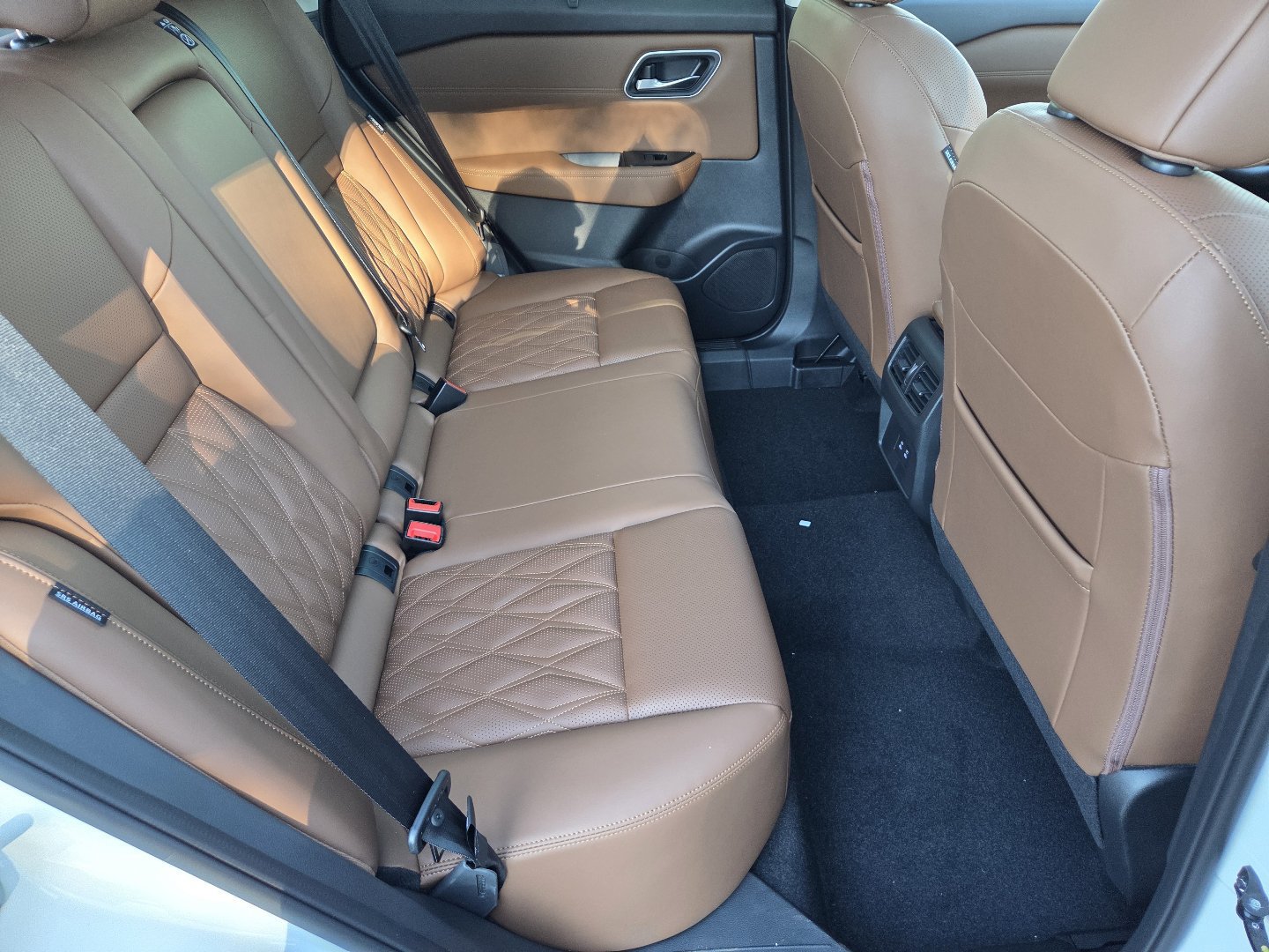 New 2026 Nissan Rogue Platinum AWD/4WD image 25