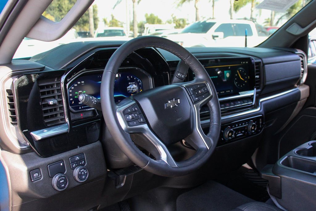 Used 2022 Chevrolet Silverado 1500 RST image 18