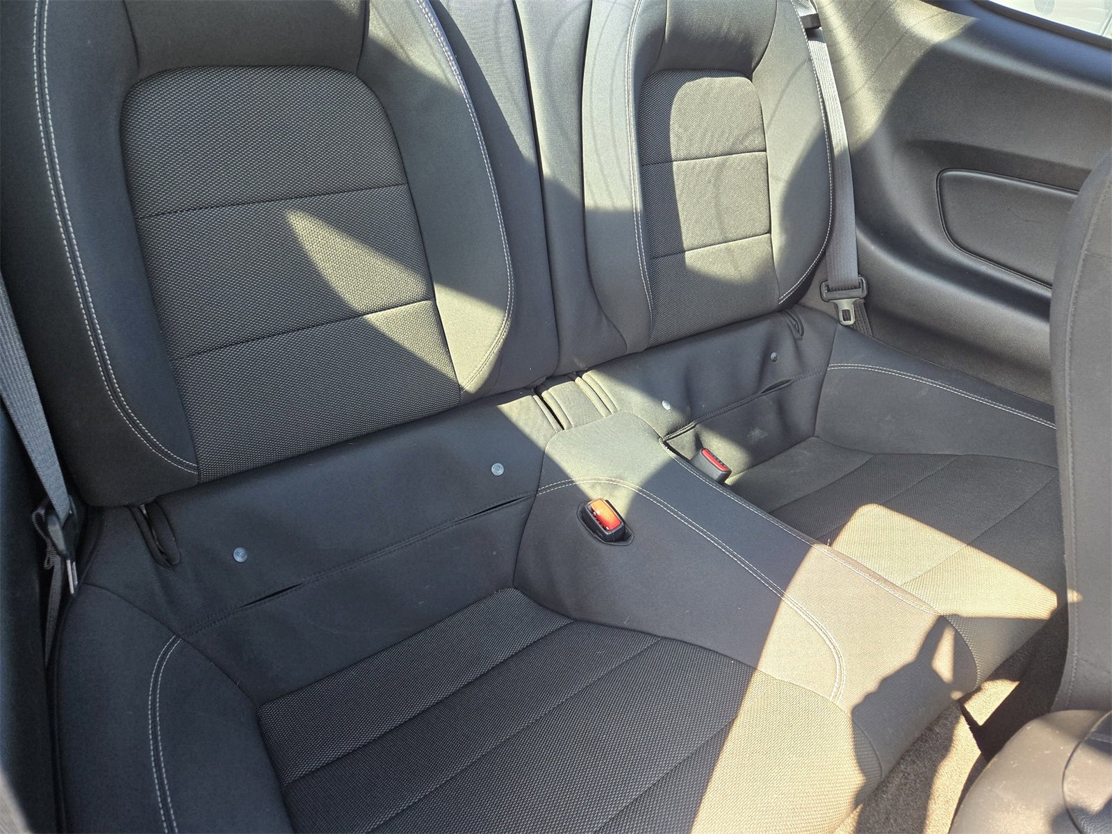 Used 2015 Ford Mustang Coupe image 28