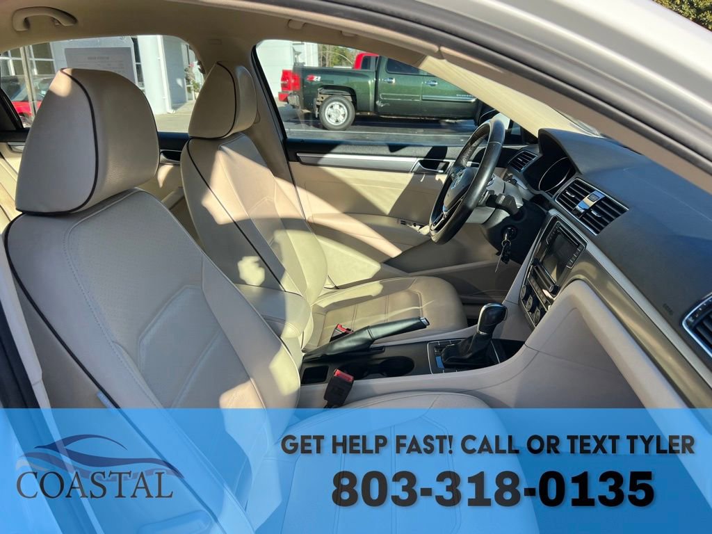 Used 2018 Volkswagen Passat 2.0T image 25