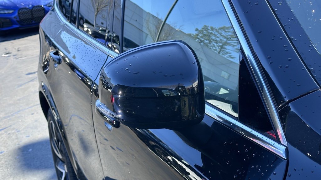 Used 2023 Volvo XC90 B5 Plus w/ Protection Package image 3