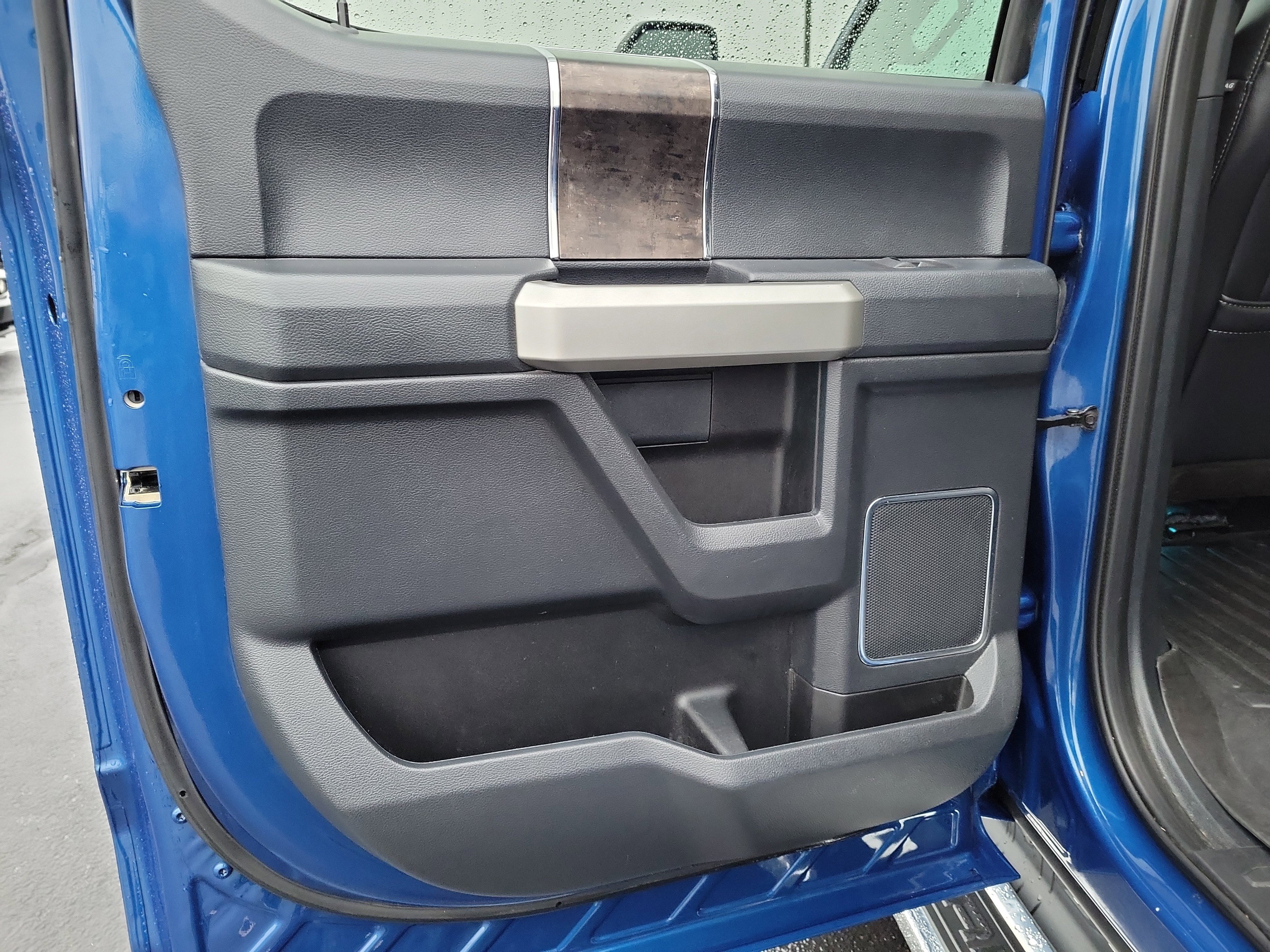 Certified 2022 Ford F250 Lariat w/ Lariat Ultimate Package image 10