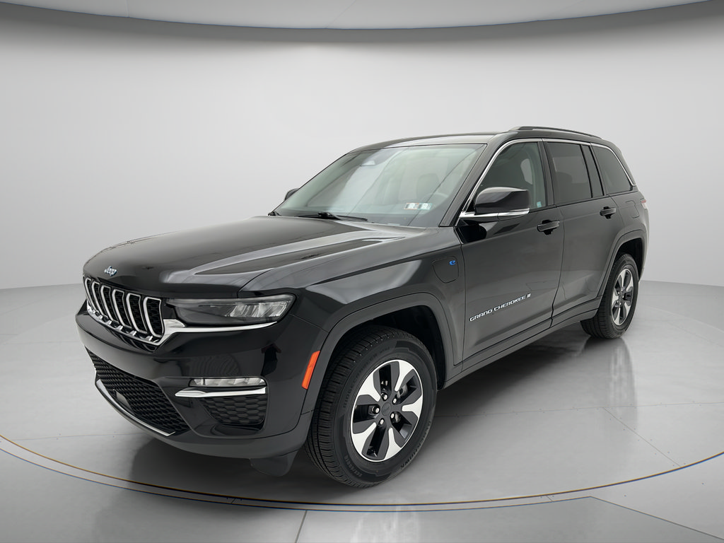 Used 2023 Jeep Grand Cherokee 4WD 4xe image 6