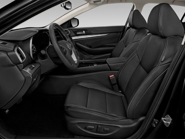 Used 2023 Nissan Maxima Platinum FWD image 10