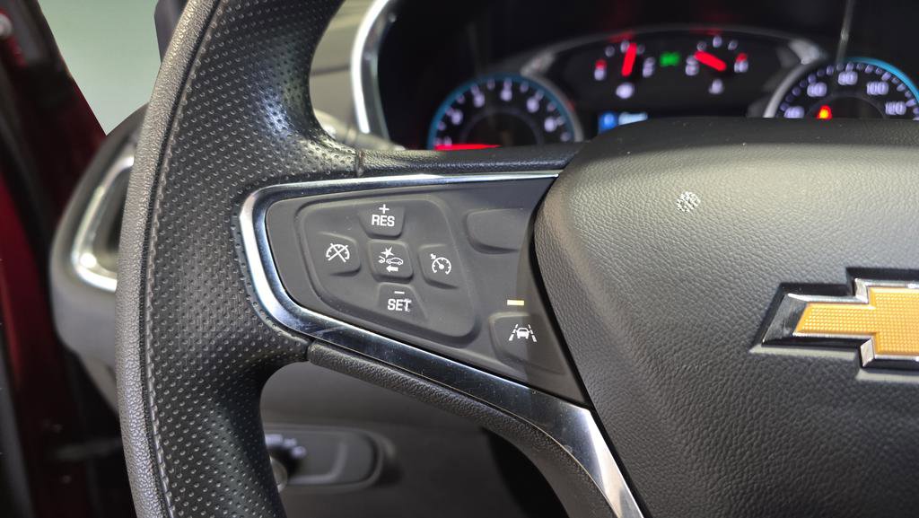 Used 2021 Chevrolet Equinox LT image 18