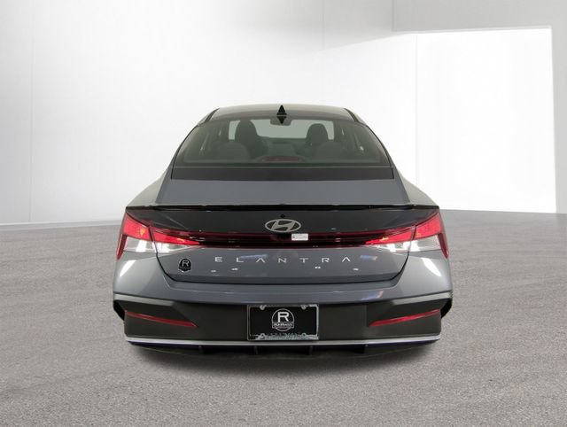 New 2026 Hyundai Elantra Sport FWD image 14