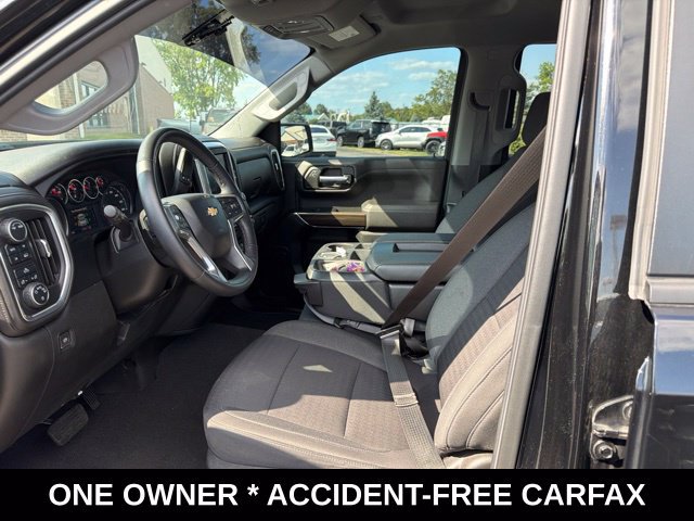 Used 2022 Chevrolet Silverado 1500 LT AWD/4WD image 14