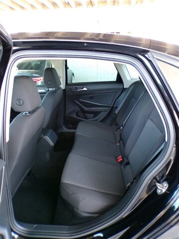Used 2019 Volkswagen Jetta S image 19