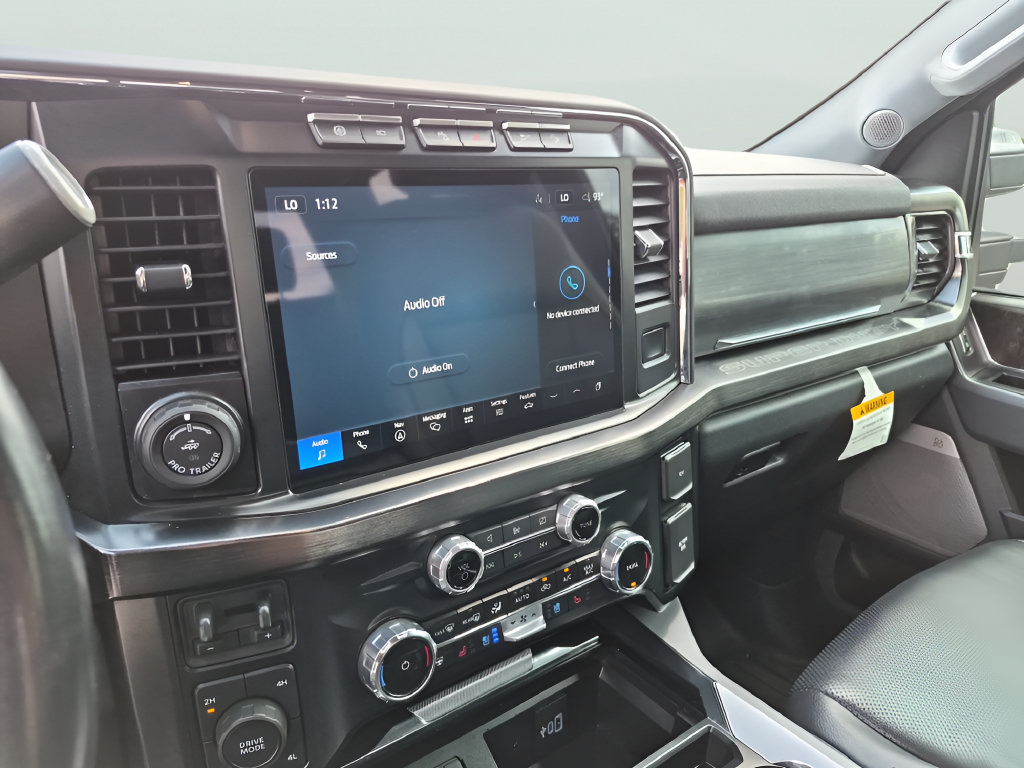 Used 2023 Ford F250 Lariat w/ Lariat Ultimate Package AWD/4WD image 22