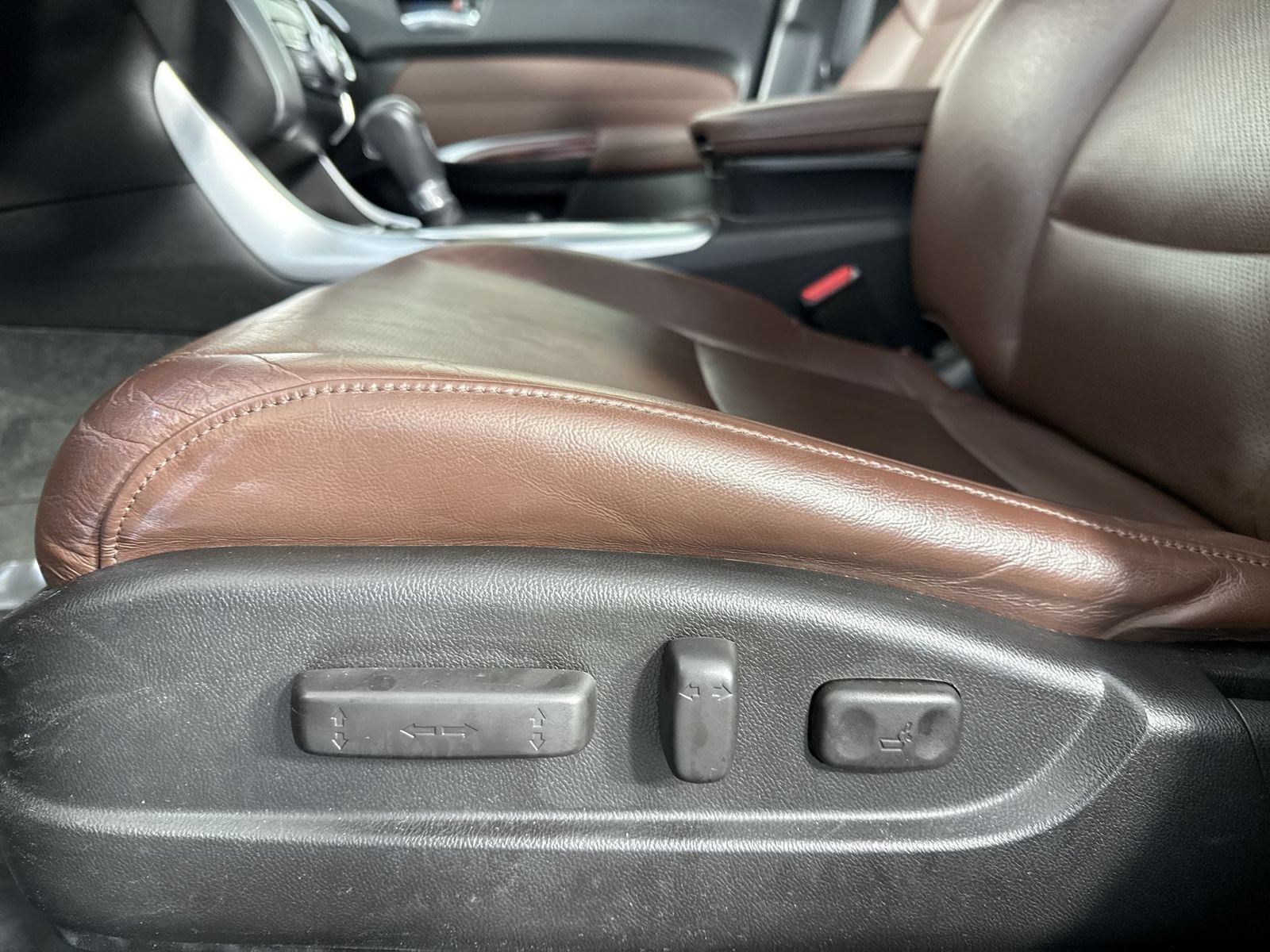 Used 2016 Acura TLX w/ Technology Package FWD image 20