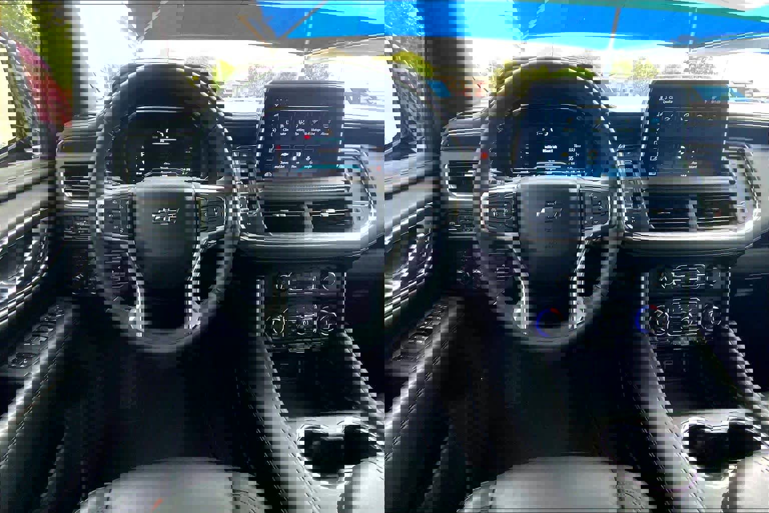 Certified 2024 Chevrolet Tahoe Z71 w/ Luxury Package AWD/4WD image 6