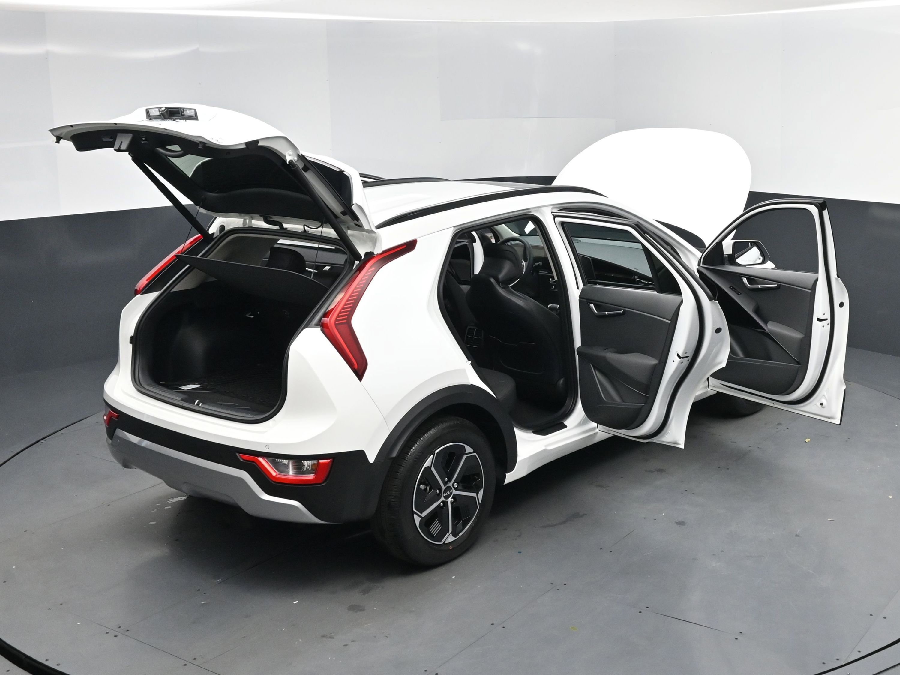 New 2026 Kia Niro EX image 18