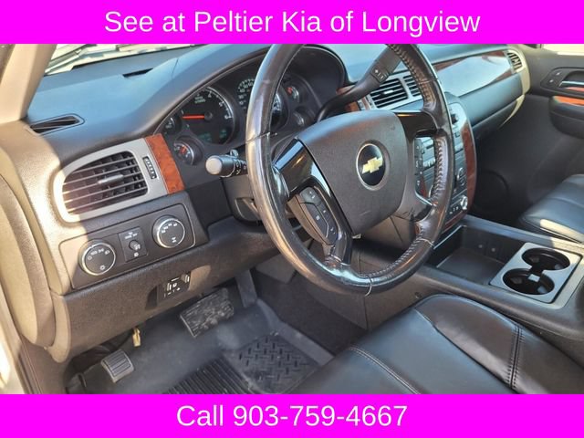 Used 2009 Chevrolet Silverado 1500 LTZ w/ White Diamond Edition AWD/4WD image 15