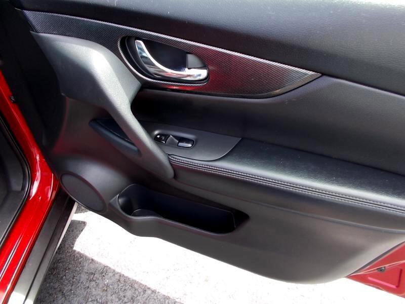 Used 2016 Nissan Rogue SL w/ SL Premium Package image 22
