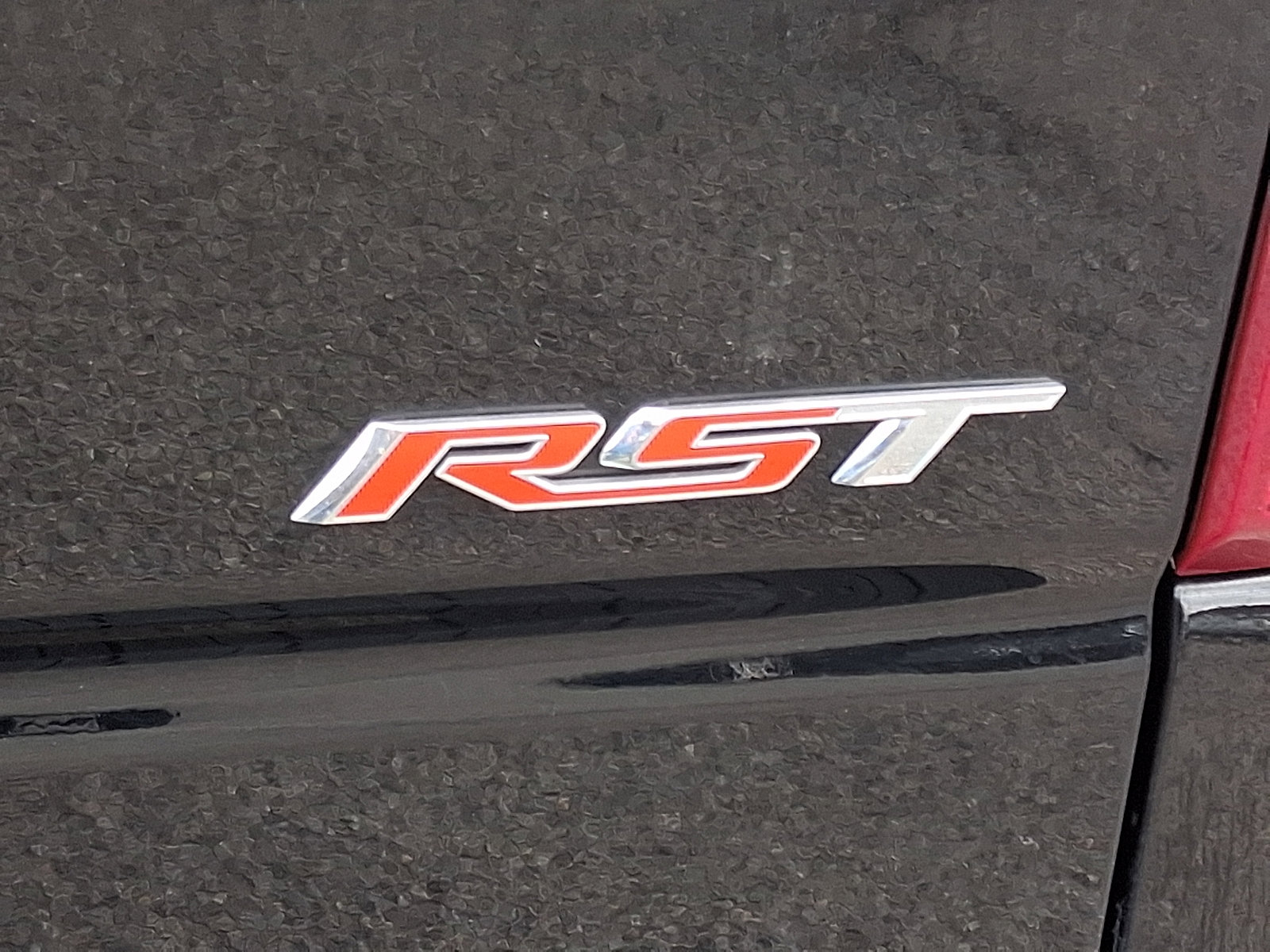 Used 2019 Chevrolet Silverado 1500 RST image 30