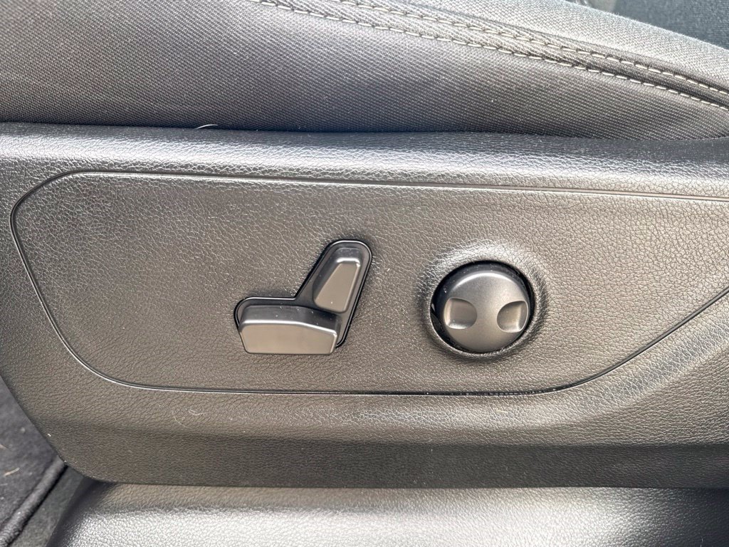 Used 2022 RAM 1500 Big Horn AWD/4WD image 16