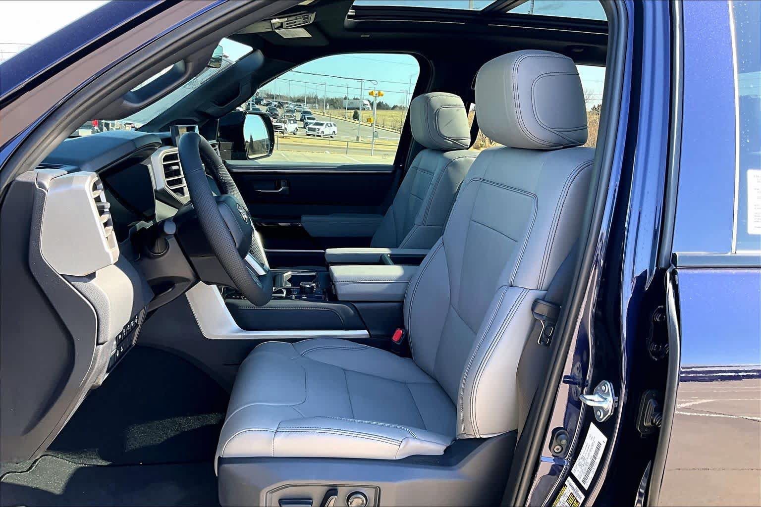 New 2026 Toyota Tundra Limited AWD/4WD image 9