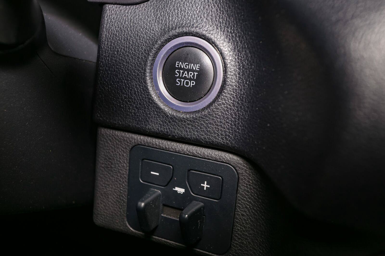 Used 2024 Toyota Tundra SR5 AWD/4WD image 28