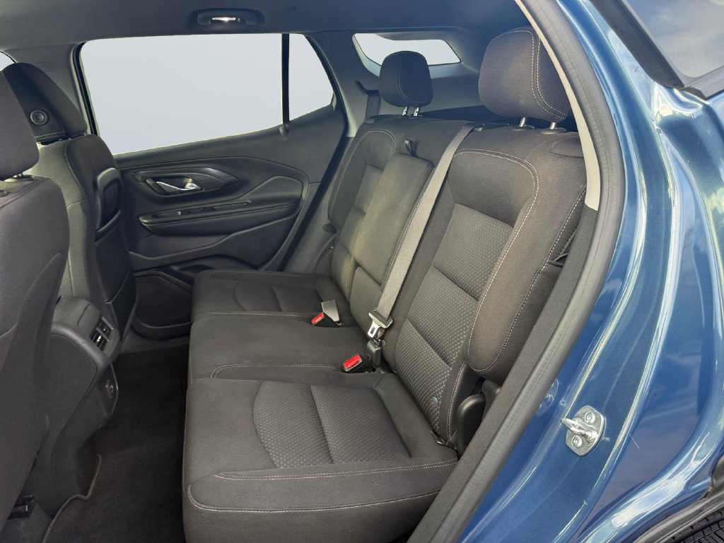 Used 2024 GMC Terrain SLE AWD/4WD image 13