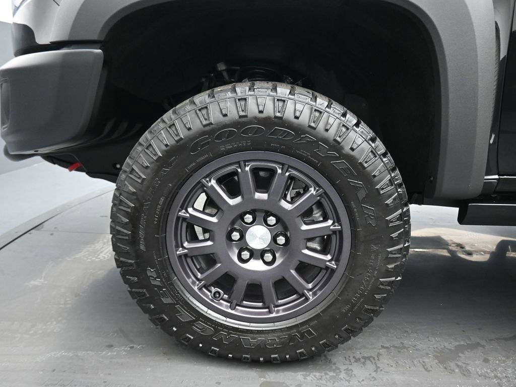 Used 2022 Chevrolet Colorado ZR2 w/ Colorado ZR2 Bison Edition AWD/4WD image 50