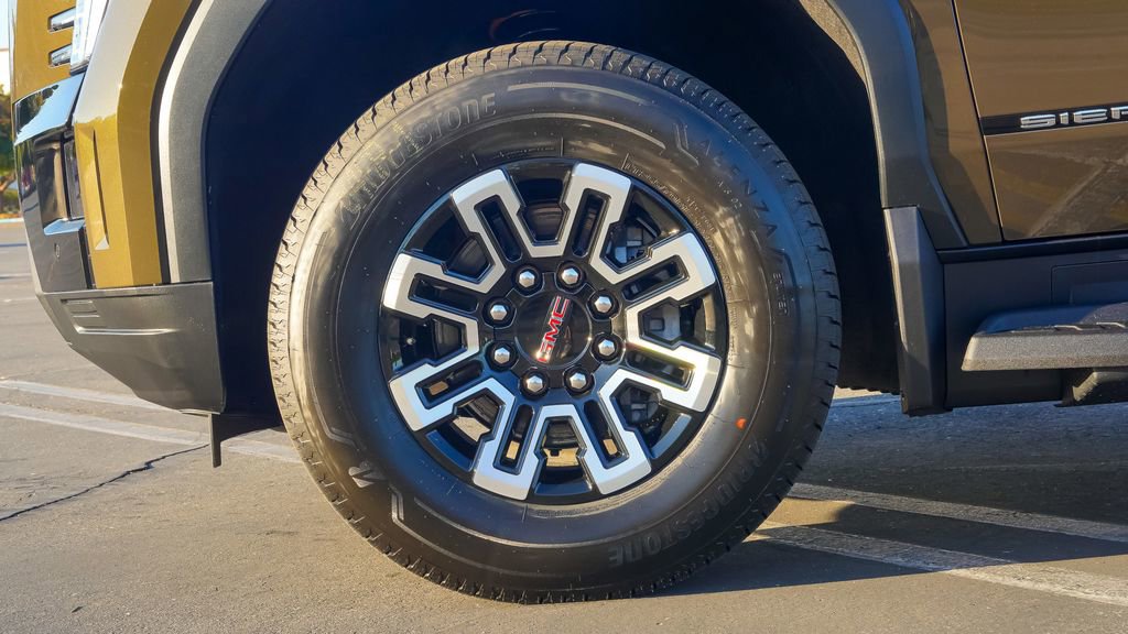 Used 2026 GMC Sierra EV Elevation image 10