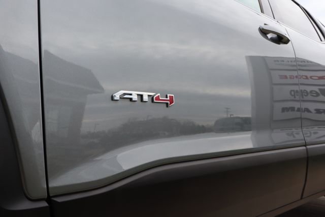 Used 2021 GMC Acadia AT4 image 7