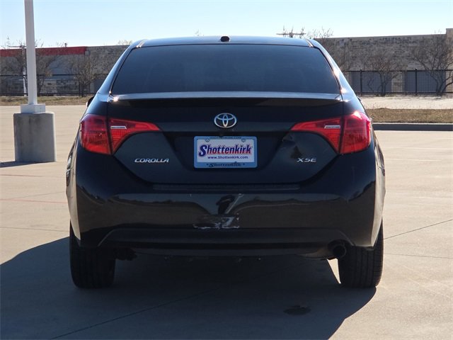 Used 2017 Toyota Corolla XSE image 5