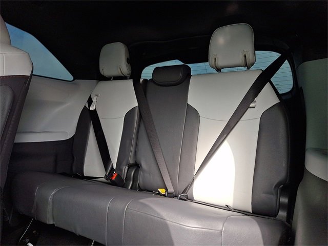 Used 2023 Toyota Sienna XSE w/ XSE Plus Package image 11