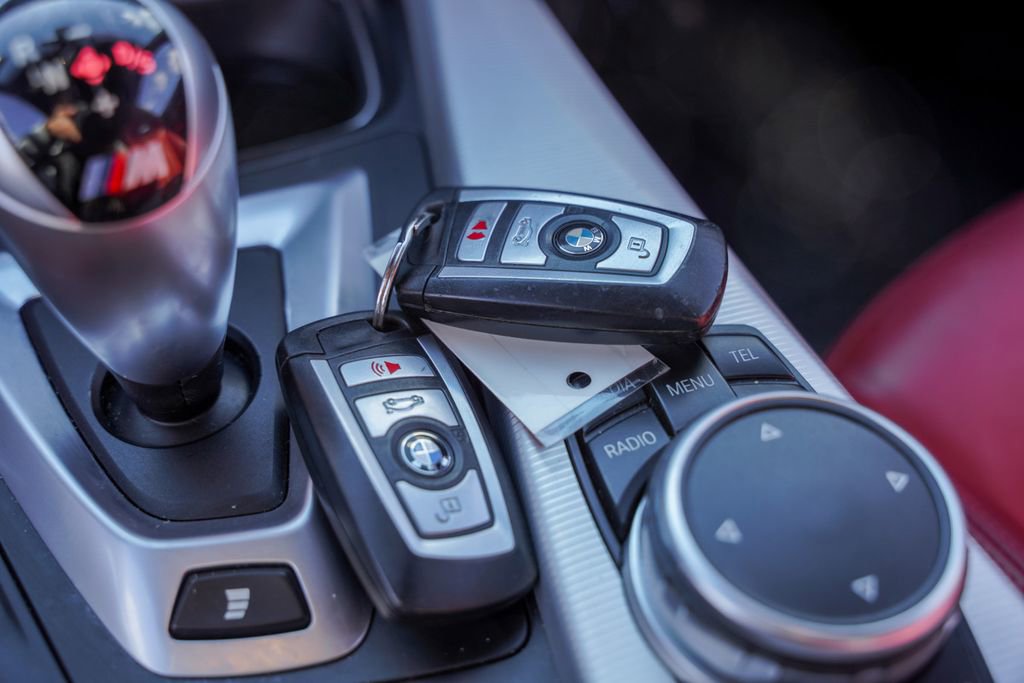 Used 2015 BMW M4 Coupe image 28