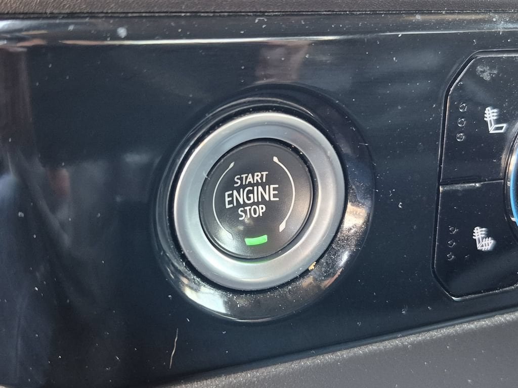 Certified 2022 GMC Sierra 1500 Elevation w/ LPO, Elevation Black Package AWD/4WD image 29