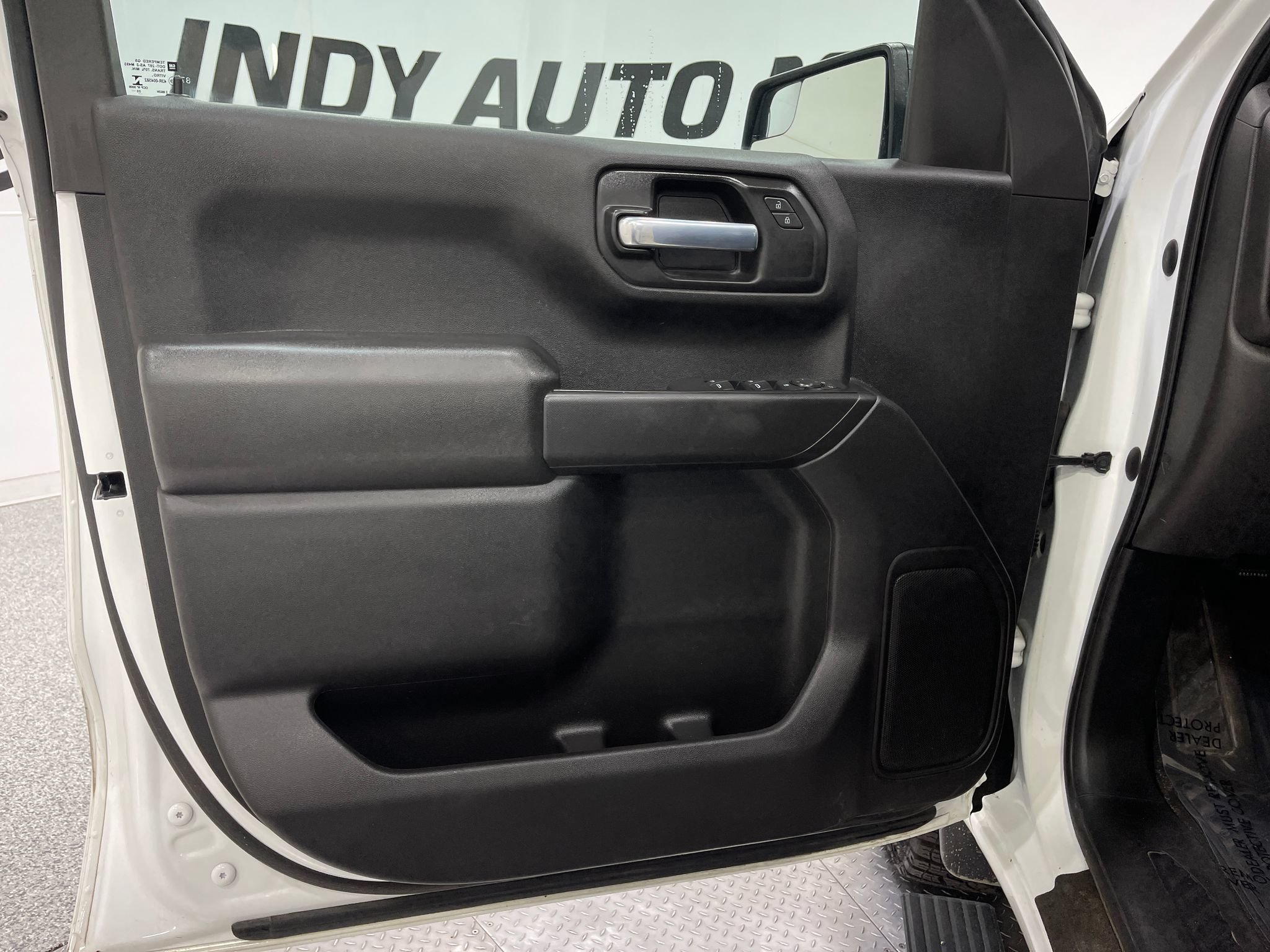 Used 2021 Chevrolet Silverado 1500 Custom Trail Boss w/ LPO, Dark Essentials Package AWD/4WD image 13