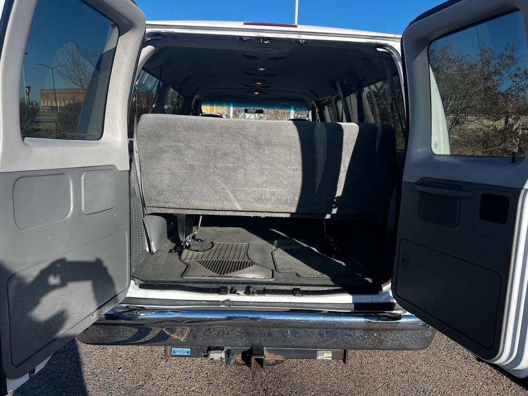 Used 2007 Ford E-350 and Econoline 350 XLT image 9