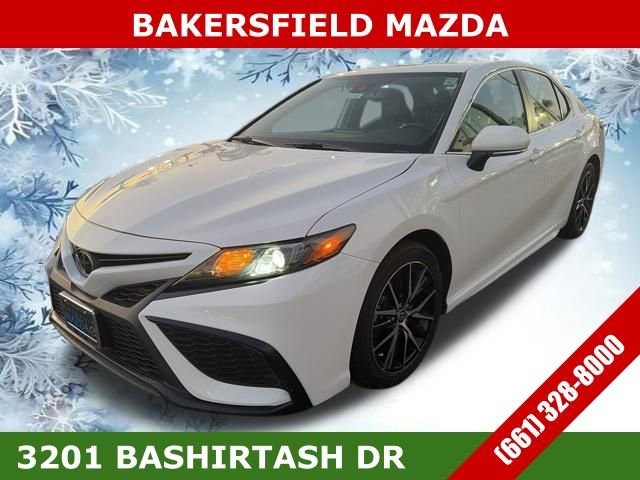 Used 2024 Toyota Camry SE