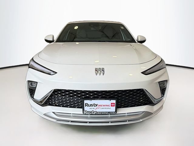 Used 2025 Buick Envista Avenir FWD image 2