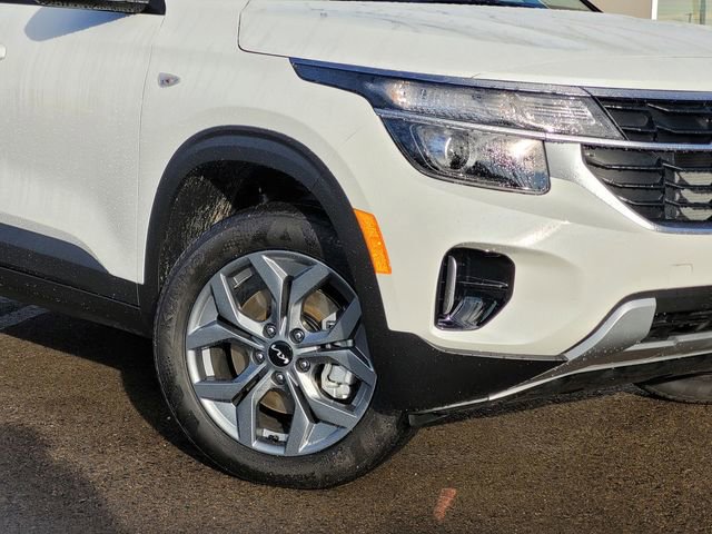 New 2026 Kia Seltos LX image 3