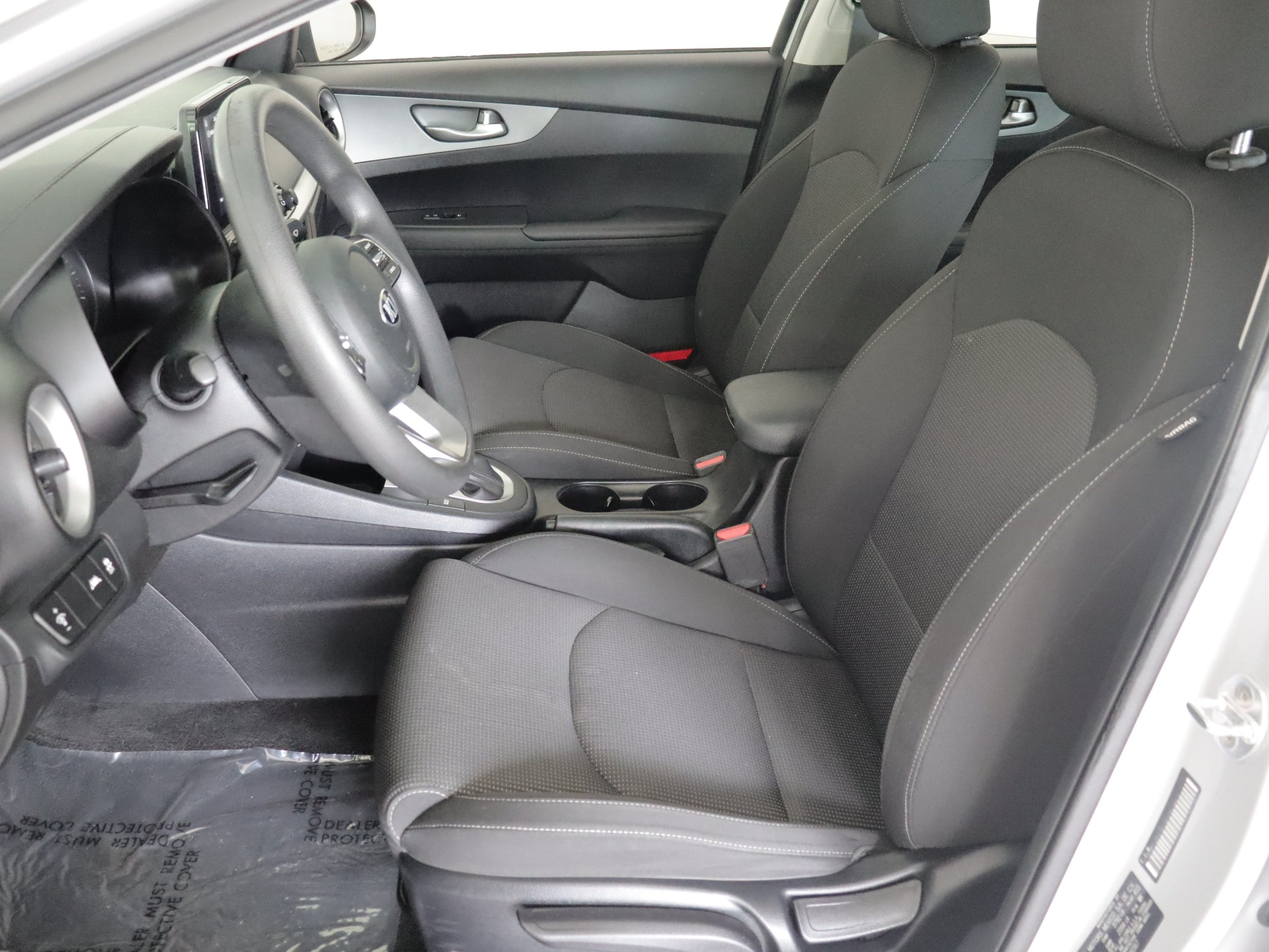 Used 2019 Kia Forte LXS FWD image 6