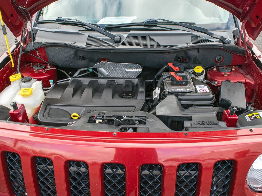 Used 2015 Jeep Patriot Latitude image 10