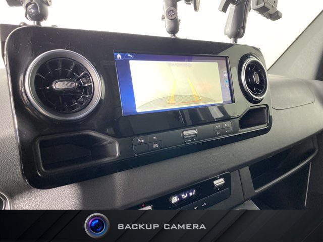 Used 2025 Mercedes-Benz Sprinter 2500 image 2