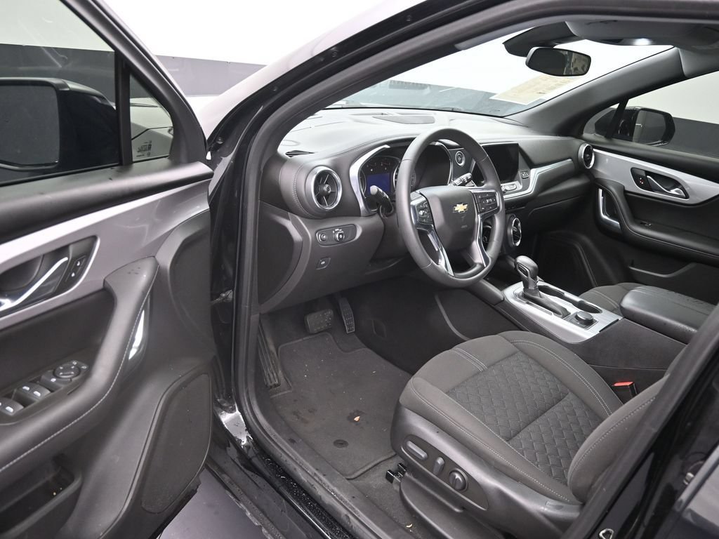Used 2021 Chevrolet Blazer LT FWD image 10