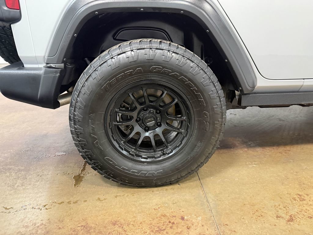 Used 2022 Jeep Wrangler Unlimited Sport image 92
