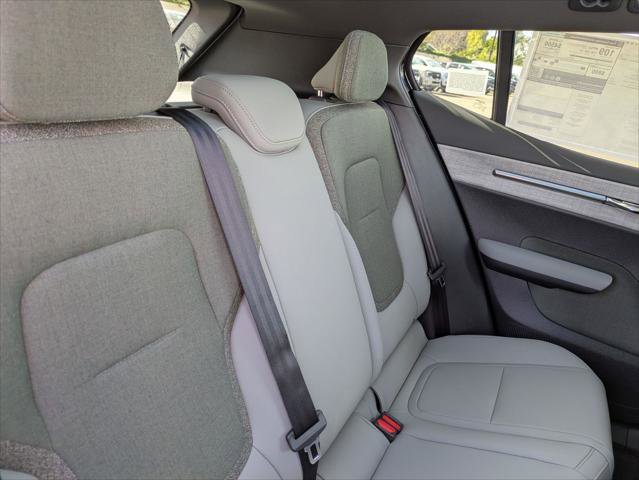 New 2026 Volvo EX30 Plus w/ Protection Package Premier image 13