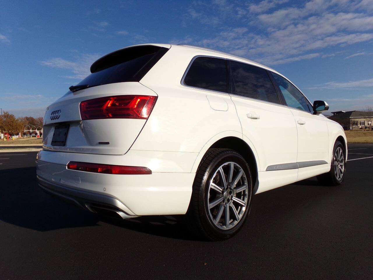 Used 2017 Audi Q7 2.0T Premium Plus image 39
