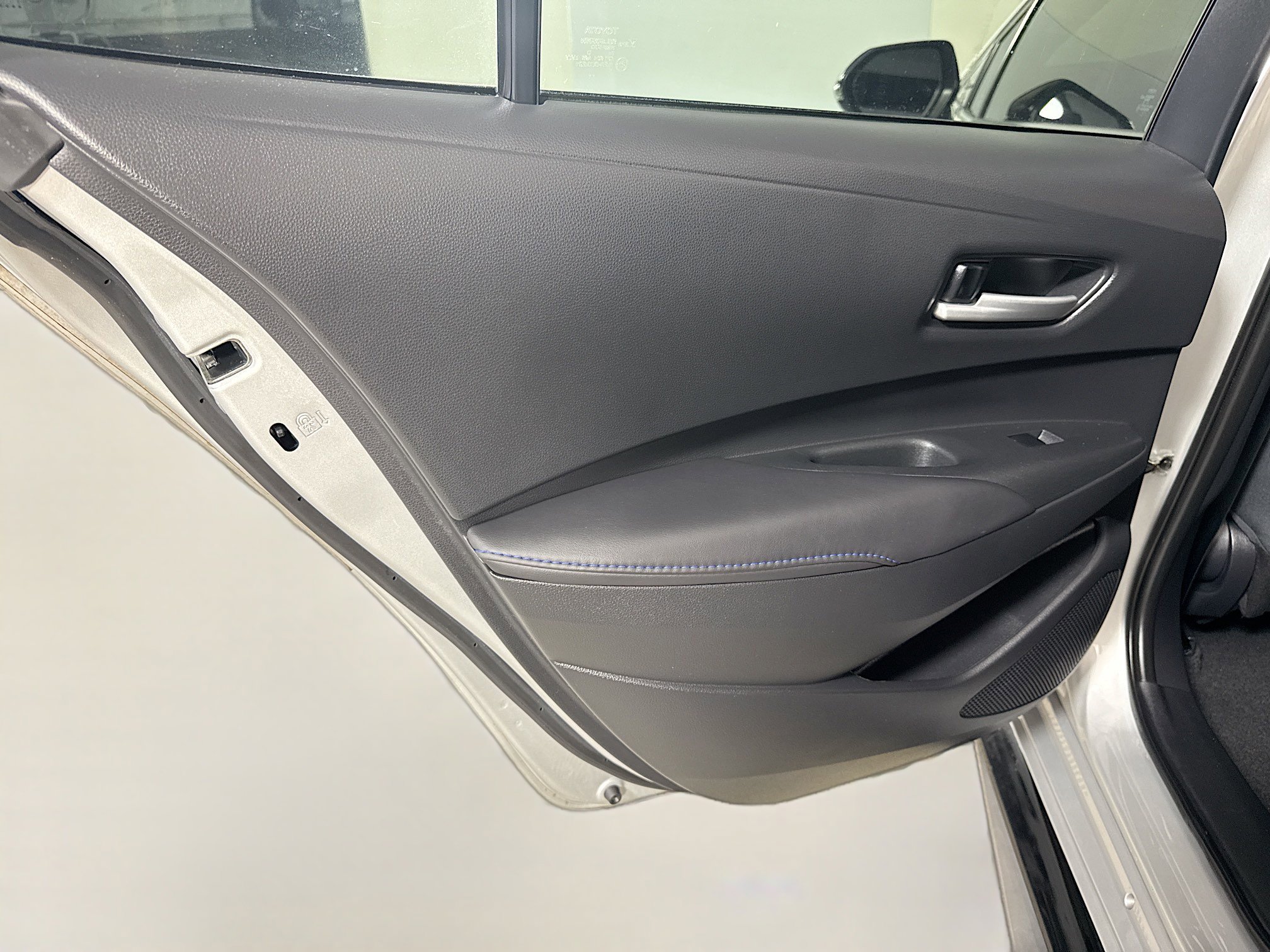 Used 2020 Toyota Corolla SE FWD image 26