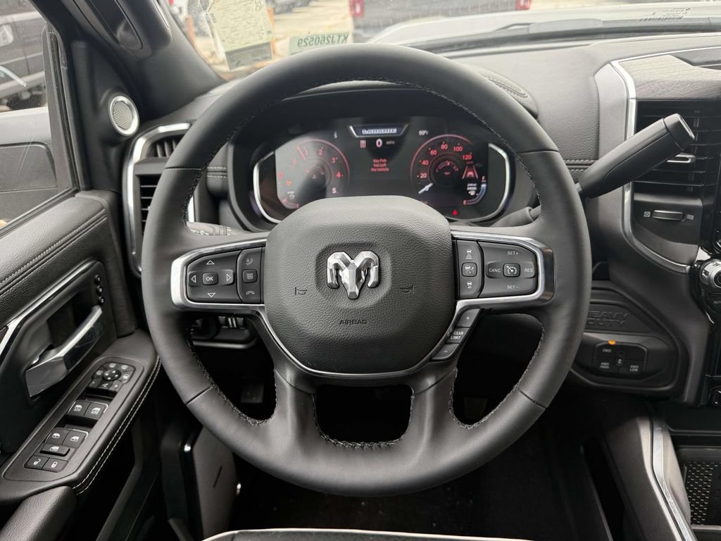 New 2026 RAM 2500 Laramie AWD/4WD image 10
