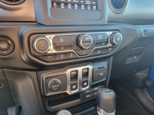 Used 2021 Jeep Wrangler Sport image 21