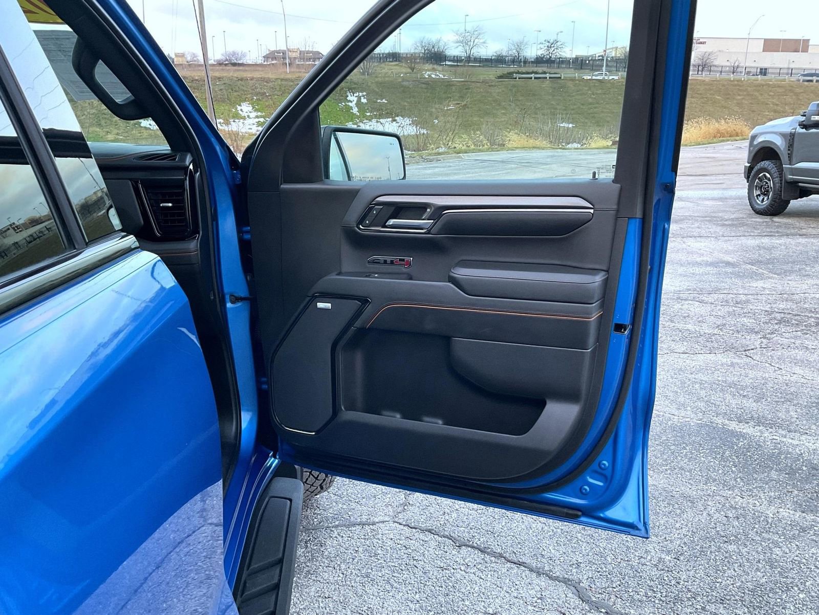 Certified 2024 GMC Sierra 1500 AT4 w/ Technology Package image 16